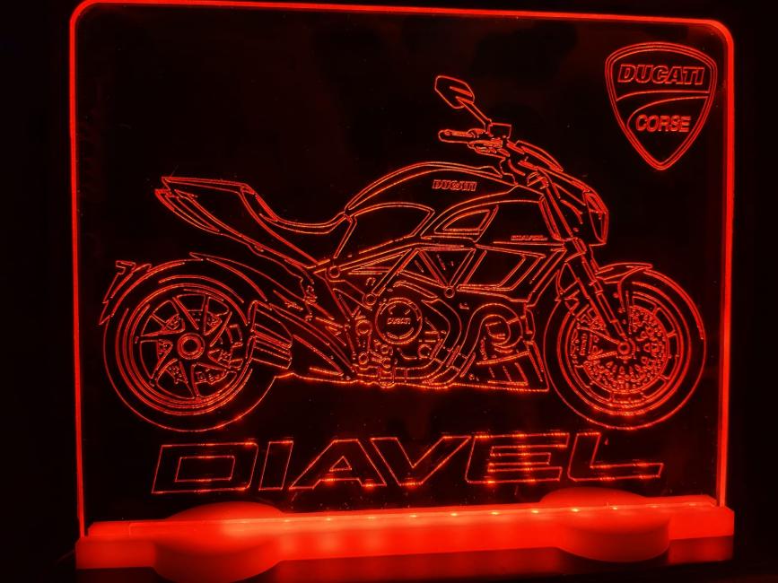 DEKORACE LED OSVĚTLENÍ- Ducati DIAVEL