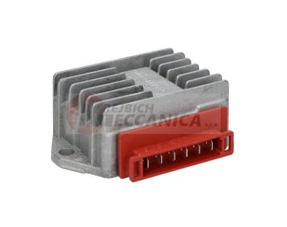 Regulátor dobíjení 12/25A, 2-pole, 5 connectors PIAGGIO 50 APE, Mix, RST, FL3 Europa