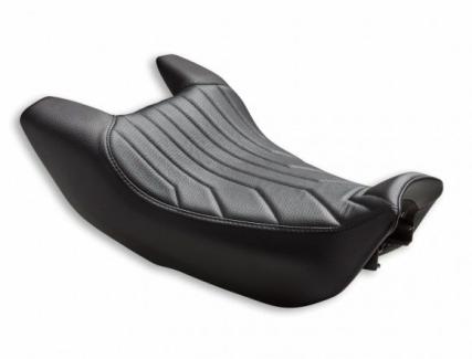 RIDER PREMIUM SEAT GENUINE LEATHER BLACK Original Ducati DIAVEL V41705