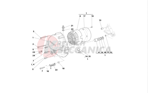 CLUTCH-SIDE CRANKCASE COVER